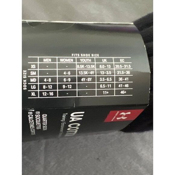 Under Armor Adult Black 6 Pack Quarter Sock 4-8 M / 6-9 W - Picture 4 of 4